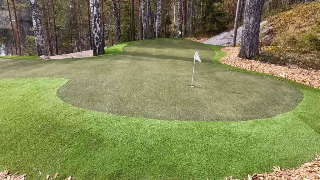 GOLF & PUTTIGREENI